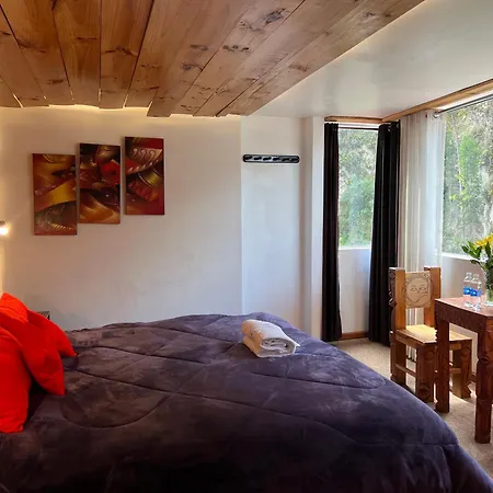 Hospedaje B&B Sapantiana con vista al bosque Sacsayhuaman